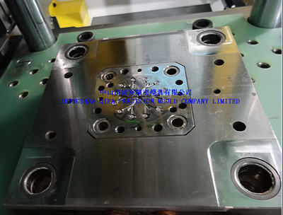 【供應(yīng)手機(jī)鏡頭鏡片模具】價格,廠家,圖片,塑料零件,中山市綺發(fā)精密模具-